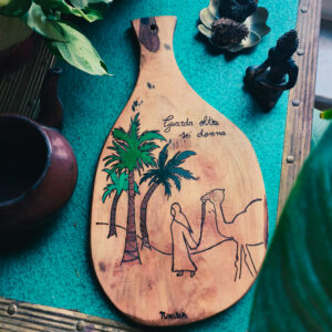 Tagliere "Guarda oltre"